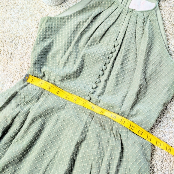 NWT Moss Green Gal Meets Glam Textured Dress - Picture 10 of 12